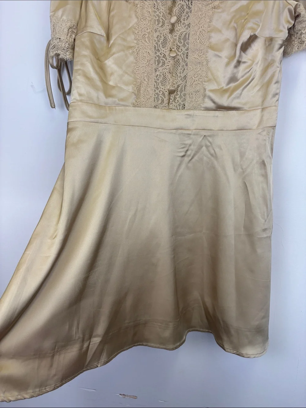 Rihoas Apricot Satin Lace Mini Dress Medium NWT V Neck Cottagecore Romantic - Picture 8 of 12